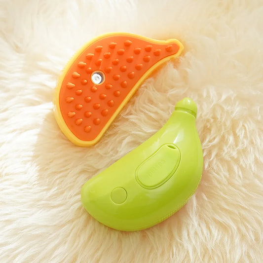 Rechargeable Water Spray Pet Grooming Silicon Brush Close Up Image