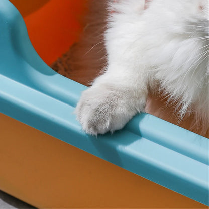 Anti-Splash Cat Litter Box Close Up Image